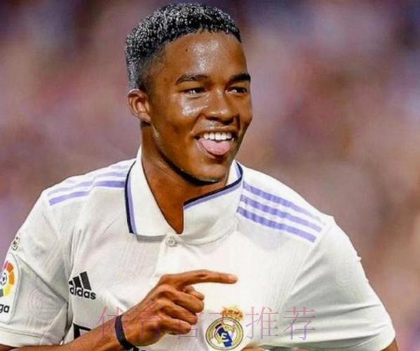 科贝:皇马正考虑将恩德里克外租 但球员希望留队 科贝:皇马正考虑将恩德里克外租 但球员希望留队